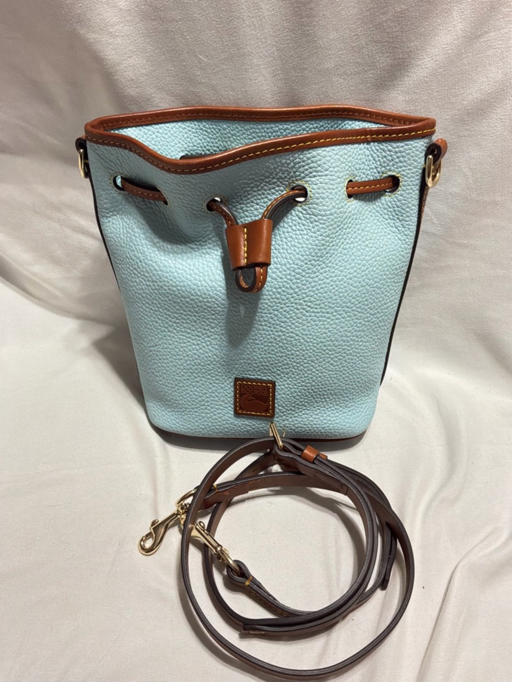 GUC Dooney & Bourke Pebble Grain Drawstring Bucket Shoulder Bag with Brown Trim